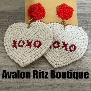 ❤️🎉All About Love Red White Beaded Heart Earrings